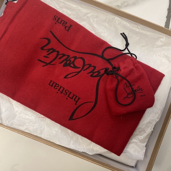 Louboutin So Kate Heels - BRAND NEW - Picture 4 of 9